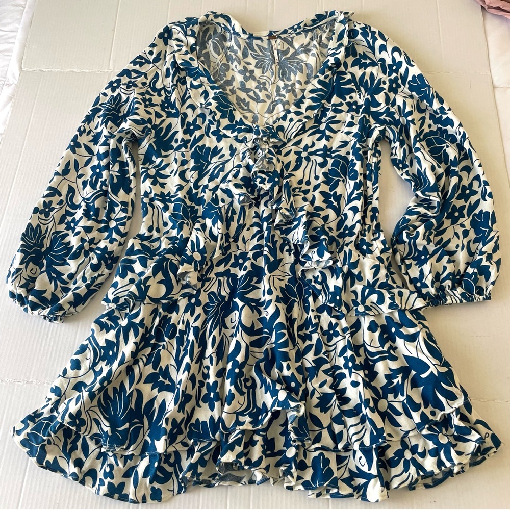Free People Rebecca Blue and White Ruffled Floral Long Sleeve Dress Size M - Picture 6 of 14